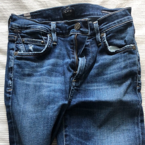 Citizen size 24 med wash freyed bottoms cropped - Picture 2 of 2